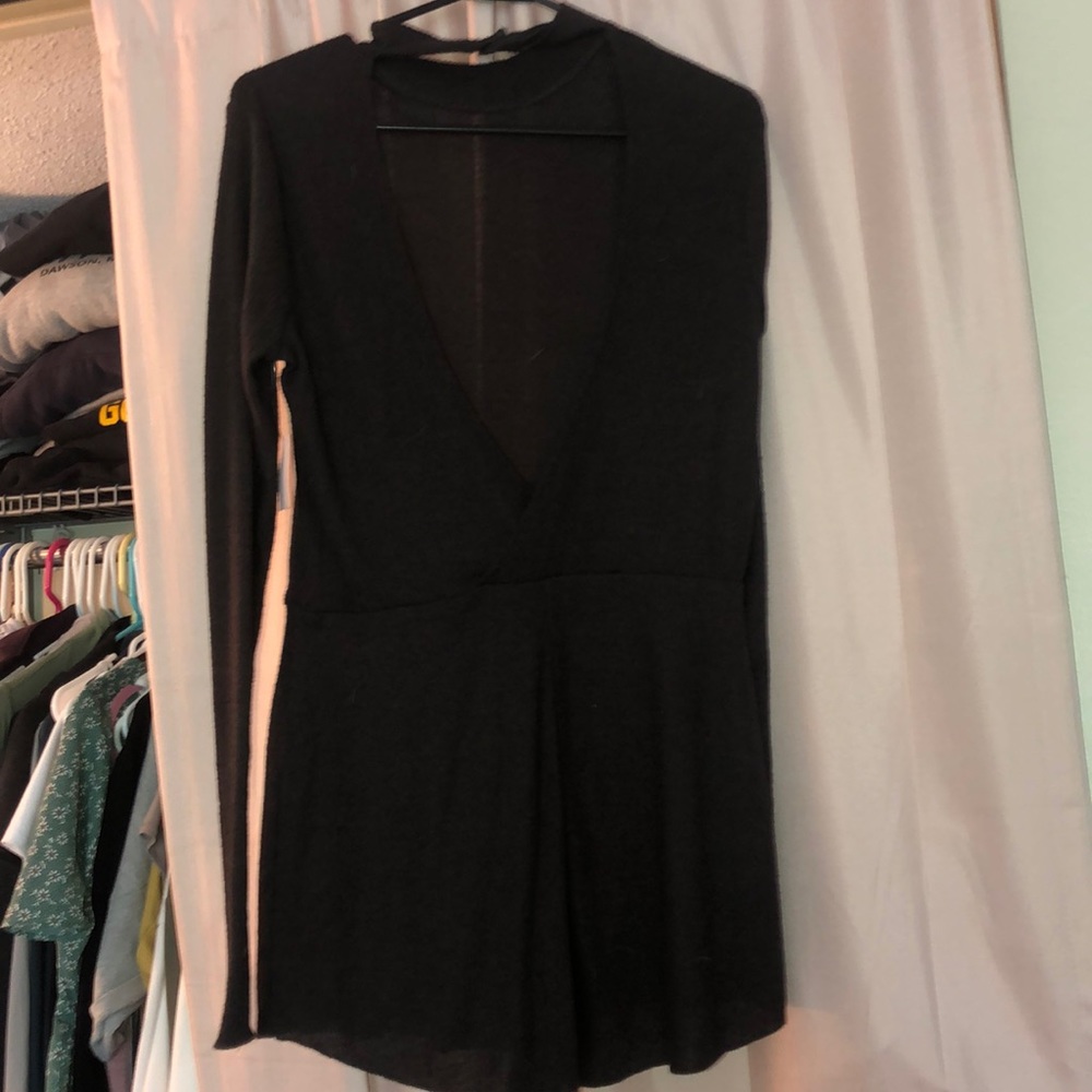 Romper - Picture 2 of 4